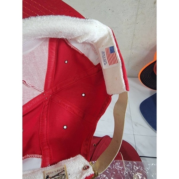 Vintage‎ CABELA’S Cap Hat Embroidered Salmon Trucker Fishing Fish Red - Picture 2 of 9